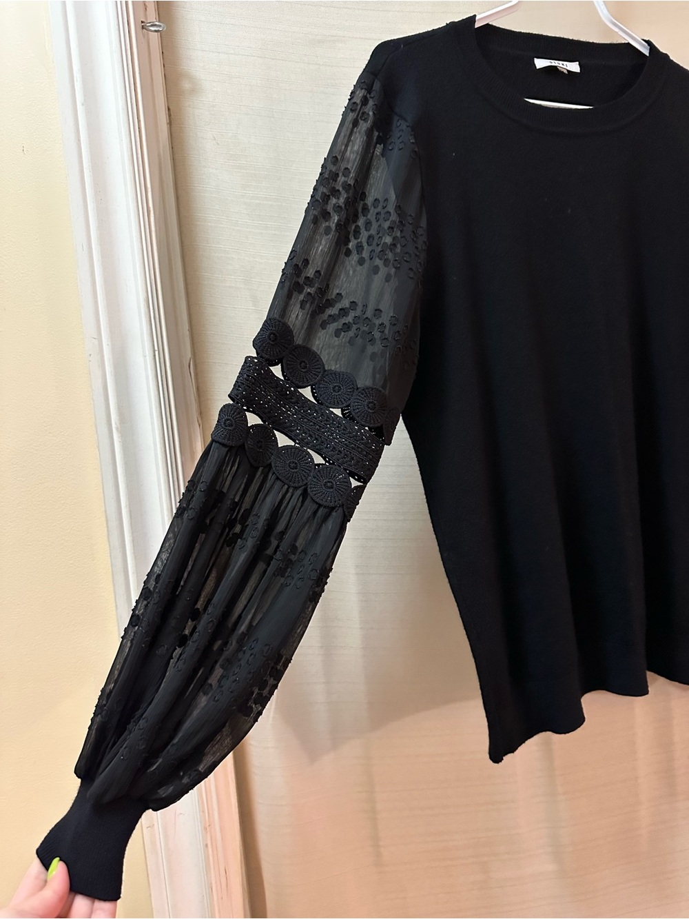 Sioni Black Sweater Top Sheer Embroidered Sleeve Crochet Trim Large - Picture 6 of 7